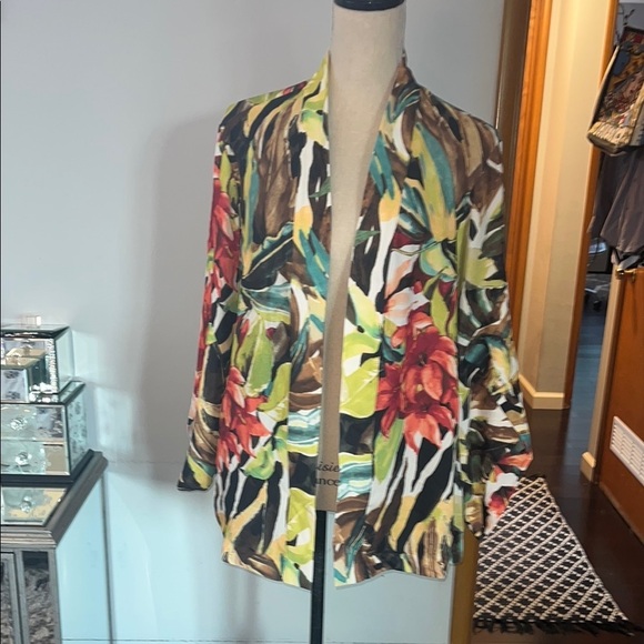 Chico’s NWOT Size 3 Tropical-Print Tulip-Sleeve Kimono Colorful Floral Blazer - Picture 7 of 13